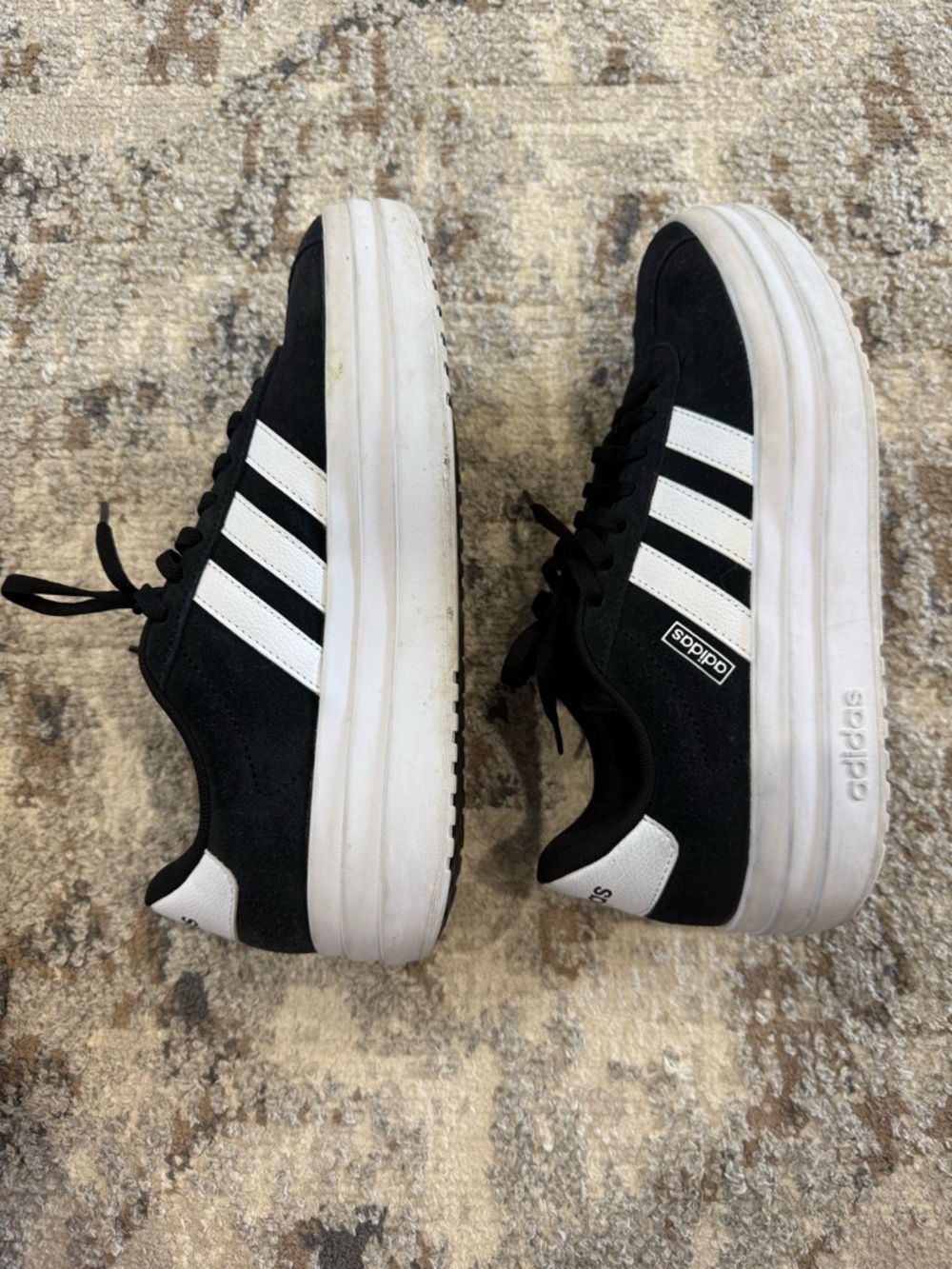 Adidas Black and White Platform Lace-Up Sneakers - Size 8 - Picture 4 of 8